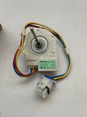 Panasonic 197d2039p013 Udqt26ge4 9.75v Dc. 3.25w In Nom. Evap X0708zt Wr60x10185