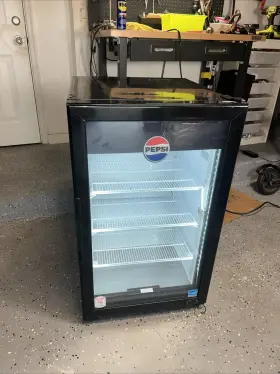 G-7-f334b-hc Pepsi 36in Beverage Refrigerator - Works Perfectly Very Slightly Used