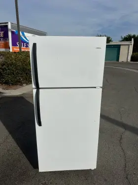 64702400 Roebuck Galaxy Refrigerator No.253. Works Silently