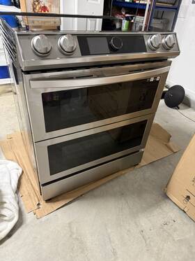 Samsung Nse6dg8550sr Bespoke 30 Inch Glass Too Burners 3.4cubic Ft. /2.7 Cf Airfryer Double Oven