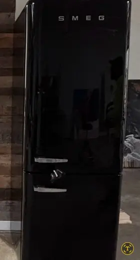 Fab38urbl Smeg 50s Retro Design 28 Inch Freestanding Bottom Mount Refrigerator New