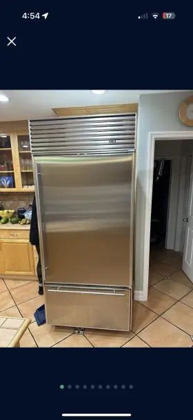 Sub-zero 550/s Built-in Stainless Bottom Freezer 2-door Frost-free 3 Drawer