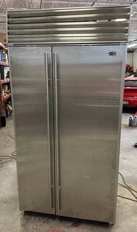 Sub-zero 642/s2 42 Inch 642/s Stainless Steel Side By Refrigerator