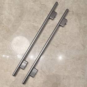 Sub-zero 7029193 Sub-zero Modern Brushed Stainless Steel Bar Pulls Set Of 2 24 Inch By 3/4