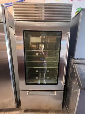 Bi-36ug Sub-zero Bi-36ug/s/ph Used 36 Inch W Ss Bottom Freezer Refrigerator Glass Front Model