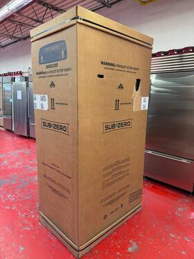 Sub-zero Bi42ufdidsph 42 Inch Subzero Refrigerator French Door With Water Dispenser New