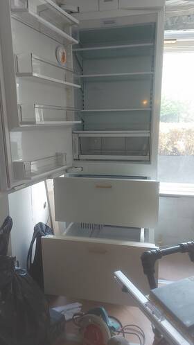 Sub-zero It30ciid Sub-zero 30 Inch Panel-ready Integrated Bottom-freezer -