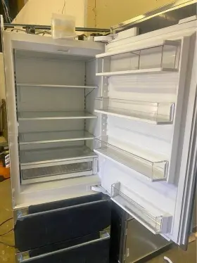 It30ridrh Sub-zero New 30 Inch Fridge Only- Mod # Refrigerator Freezer