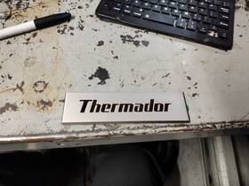 Thermador Prd304 10010271 Badge Open Box