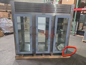 Traulsen Rht332wput-fhg - Spec-line Refrigerator Pass-thru Display 3-section Self-contained