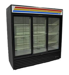 True Gdm69 3 Sliding Glass Door Merchandising Beverage Display Cooler Gdm-69