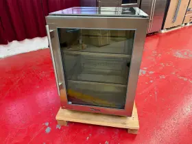 Tur24rsgc True 24 Inch Residential Undercounter Refrigerator Used Right Hinge
