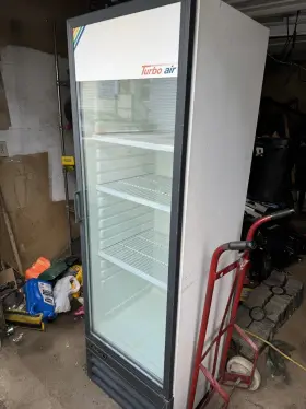 Tmg-23sdw-n6 Turbo Air Modern Tmg-23s-dw Refrigerated Merchandiser Over 4000.00 New