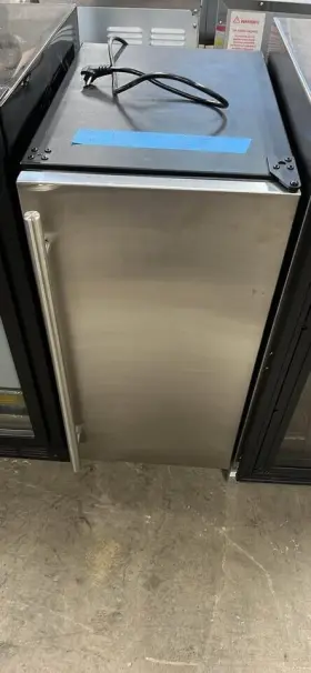 Uanb115-ss01a U-line Uline - 15 Inch Undercounter Ice Maker Stainless Steel