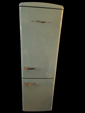 Ugp-330 Unique Classic Refrigerator