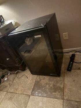 Vissani Mwc28 2.8 Cu Ft Freestanding Refrigerator Frost-free Black
