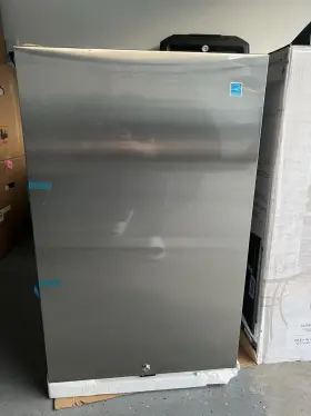 Vxar440856 Vissani 4.4 Cu. Ft. Freestanding Outdoor Refrigerator In Stainless Steel
