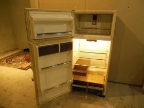 Rt156cd3 Westinghouse White-westinghouse Refrigerator 2 Door Beige /off White Color 1990 Usa Made