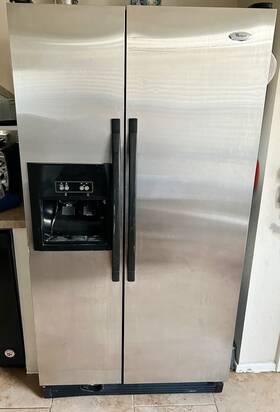Whirlpool Ed5fvgxss00 Must Go By 7/28 Great Working Fridge With Ice And Water Dispenser