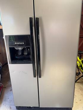 Whirlpool Ed5gvexvd Refrigerator 25.1 Cu Ft Very Good Condition 550