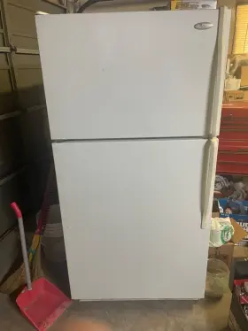 Et1mhk Whirlpool Refrigerator And Freezer