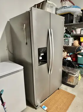 Wrs325sdhz11 Whirlpool Fridge 25 Cu Ft 36 Inch Wide Pick Up Huntsville Al - 35749