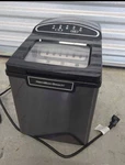 Hamilton Beach Countertop Ice Maker 26 Lb/day Stainless Model 86150 (PIM2- 3) Used. Price: $43.20.