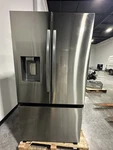 Samsung 31 Cu Ft French Door Refrigerator RF32CG5400SR Types Of Ice Smart Frid Open. Price: $1050.00.