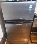 Avanti Silver Compact Mini Fridge Top Freezer 2-DOOR Manual Defrost Used. Price: $99.99.