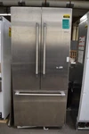Thermador T36BT920NS 36" Stainless Cd Built-in Refrigerator #47300 Mpa Used. Price: $2900.00.
