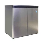 Frigidaire 5.5 Cu. Ft. Side By 2-DOOR Refrigerator/freezer New. Price: $694.19.
