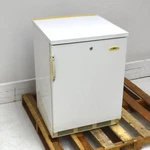 Summit Accucold FF6L Reach-in Undercounter Refrigerator 24" X 34" 5.5 Cuft White Used. Price: $299.99.