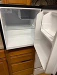 Hisense Mini Fridge Black & Silver Freestanding Single Door Aeg RKB42511AW Used. Price: $50.00.