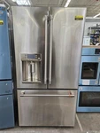 Cafe CFE28TP2MS1 36" Stainless French Door Refrigerator #160719 Used. Price: $1999.00.