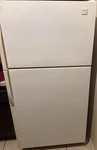 Whirlpool Haier HRF-521DS6 White Top-freezer Freestanding Refrigerator 15.1-20 Used. Price: $125.00.