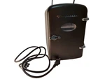 Frigidaire 6 CAN/4L Mini Personal Retro Fridge Cooler EFMIS137-8 Black Tested Used. Price: $30.00.