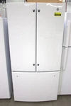 GWE19JGLWW 33" White 18.6 Cu. Ft Cd French Door Refrigerator Nob #154504 Open. Price: $1499.00.