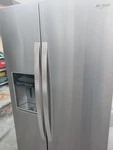 Whirlpool WRS588FHZ00 Side-by-side Refrigerator 28 Cu Ft Stainless Steel Used. Price: $650.00.